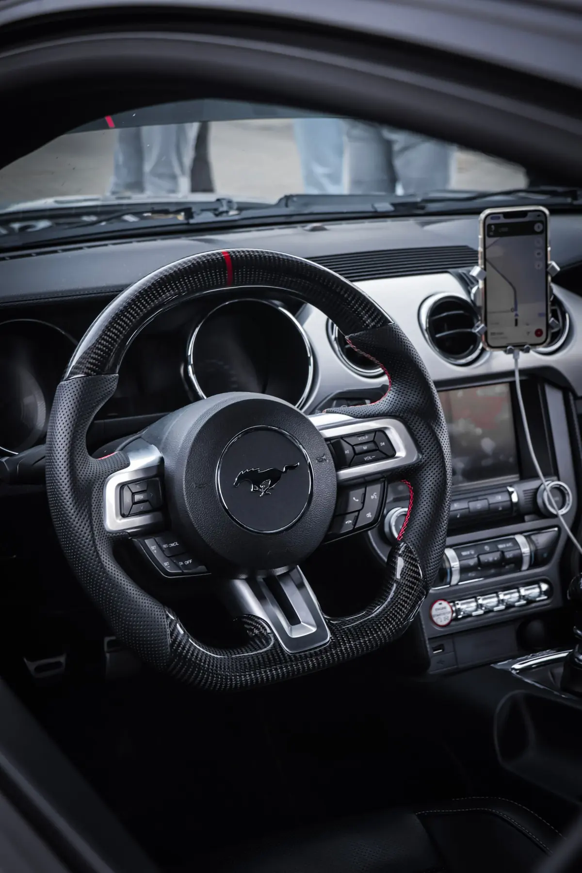 Volante de fibra de carbono para Mustang S550